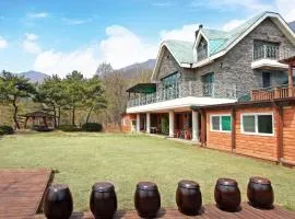 Gapyeong Edensia Byuljang Pension