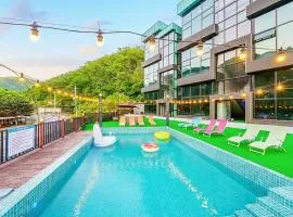 Avianto kids poolvilla