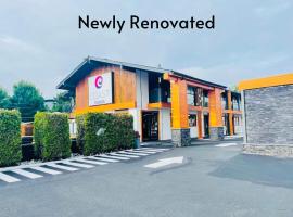 Coast Courtenay Hotel, hotel met zwembaden in Courtenay