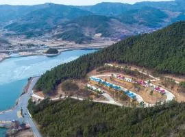 Gurye Jirisan Hosu Resort Pension