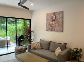 2Bdr Condo - Los Delfines Golf & Country Club - Large Patio - Beach of Playa Tambor - 24 hrs security, condo in Pochote