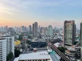 Sunset Condo l Pharkanong BTS