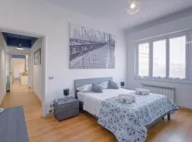 "L'Attico Bianco" city view 10 m a piedi dal mare