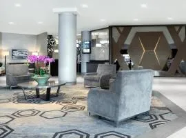 Sheraton Vancouver Guildford Hotel