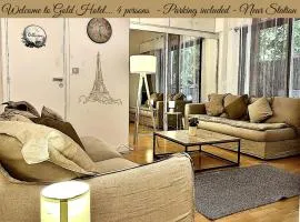 Gold Hotel - Paris-Disney Studio