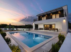 2Olives house, hotel em Sukošan