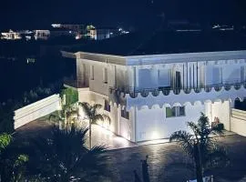 Villa ilary