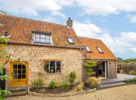 Monarc House by Big Skies Cottages