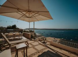 Beachfront Luxury Villa, Hotel in Mellieħa