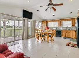 5 Mi to Beaches Sunny Port Isabel Golf Retreat