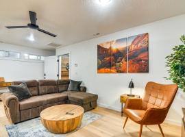 Bright Cedar City Townhome about 2 Mi to Downtown!, hotel v destinaci Cedar City