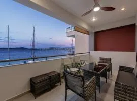 Ionis Seafront Suite