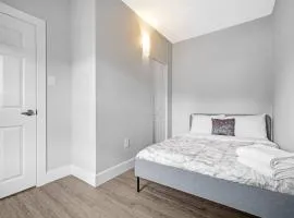 Bright and Renovated 3BR Hamilton Gem Near Downtown