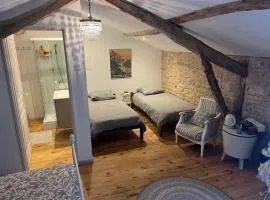 Chambre avec salle de bain
