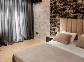 Guesthouse - 3 room, hotel v destinaci Sumqayıt