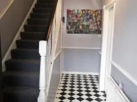 Silverknowes Silver room sleeps 4 with private shower