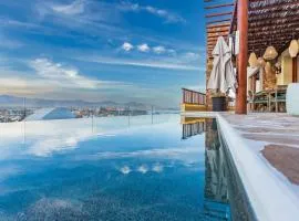 Luxury villa at Five Stars resort in Los Cabos