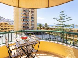 OkStay Torres Del Sol With sea and pool views โรงแรมในอาโรนา
