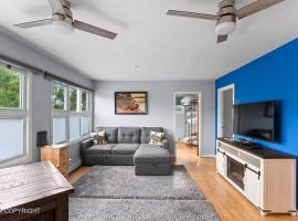Cozy Anchorage Retreat 7 mins From Airport, hotel v destinaci Anchorage