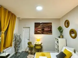 Private Luxurious City Studio-daily,weekly,monthly