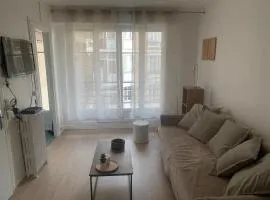 Studio Porte Maillot