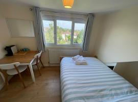 Velvet, hotel in Whetstone