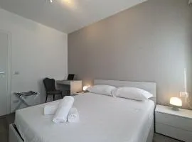 Catullo Stay Near The Airport