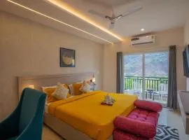 Perfectstayz Value Alpine Near Laxman Jhula