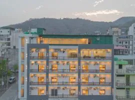 Perfectstayz Alpine Near Laxman Jhula