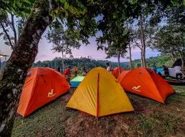 Lembah Datu Campsite