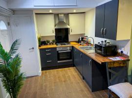 Stylish Bungalow upto 6 guests - Long Term Contractor Apartment, hotel a Caversham