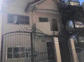 Ardenia's Transient House