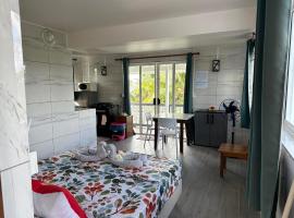 Chez Guy , vue sur l'océan, struttura a Tiputa