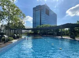 Spacious 2BR Condo San Lorenzo Place 4KM Airport