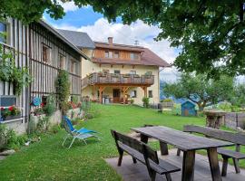 Entschleunigungshof Huberbauer, hotel di Kötschach