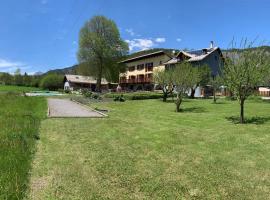 Appartement Le Chalet, Hotel in Saint-Pons