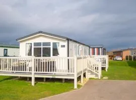 64 lancaster The lazy willow 3 bedroom hot tub caravan tattershall lakes