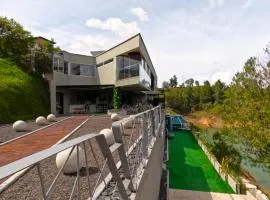 EleMYNT LifeStyle Hotel