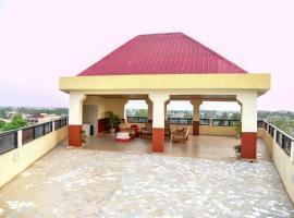 Détente dans un environnement paisible, hotel in Lomé