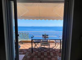 Sea & Serenity - Balcony Daydreaming, hotel v destinaci Neos Marmaras