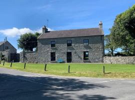 Wild Atlantic Way Historic House in the Burren 2 night min stay, beach hotel in Burren
