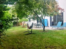 Maison 6 personnes, proche Nantes, hotel in Treillières