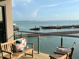 Sea Pearl Apartment at Waterfront, hotel v destinaci Darwin
