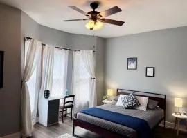 Relaxing Townhouse Downtown Dubuque