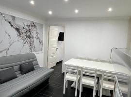 Chaleureux t1 Aiguebelle, hotel i Randens