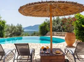 Arapaki Secret Garden, Ground Floor 2-bed Deluxe Suite, Private Pool & Sea View