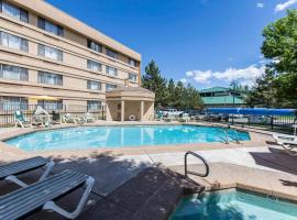 Comfort Inn Near Vail Beaver Creek, hotel en Avon