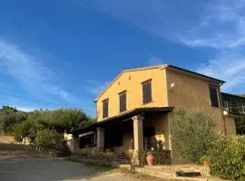 Agriturismo tra il mare e la campagna maremmana