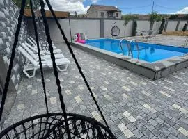 Paradise Life