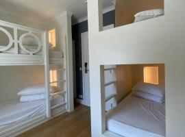 Hostel Lybeer Bruges، فندق في بروج